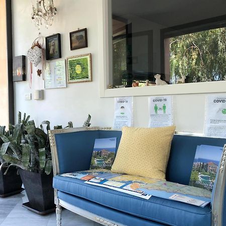 La Casa Di Sissi B&B Sanremo Dış mekan fotoğraf