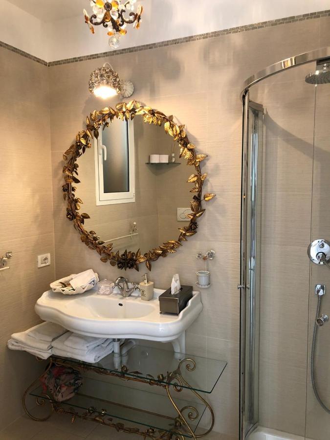 La Casa Di Sissi B&B Sanremo Dış mekan fotoğraf