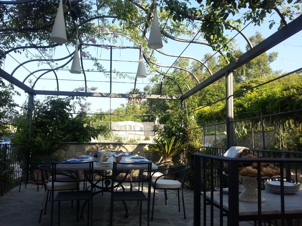 La Casa Di Sissi B&B Sanremo Dış mekan fotoğraf